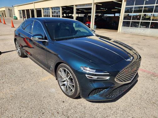 2022 Genesis G70 2.0T