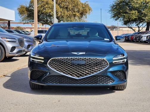 2022 Genesis G70 2.0T