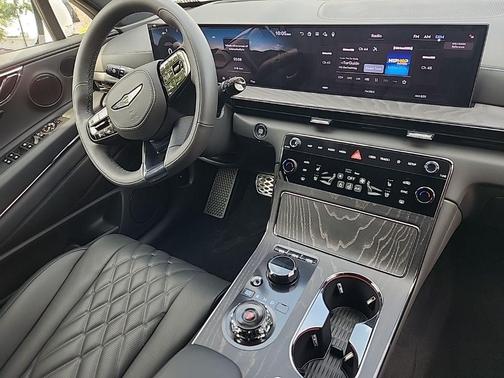 Uyuni White 2026 Genesis GV80 Coupe 3.5T e-SC Prestige Black