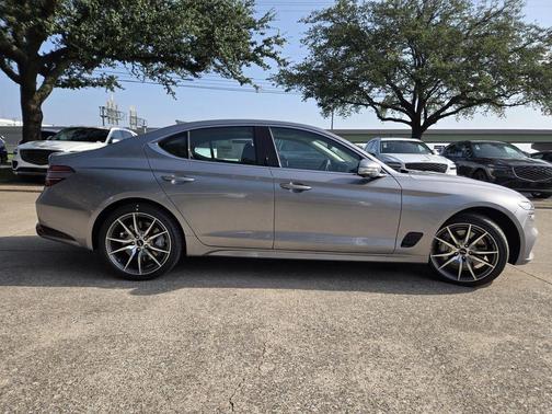 2026 Genesis G70 2.5T Prestige