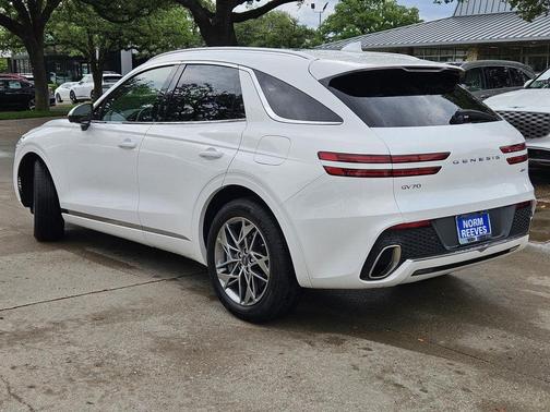2025 Genesis GV70 2.5T