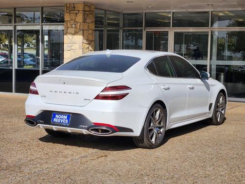 2026 Genesis G70 2.5T Prestige