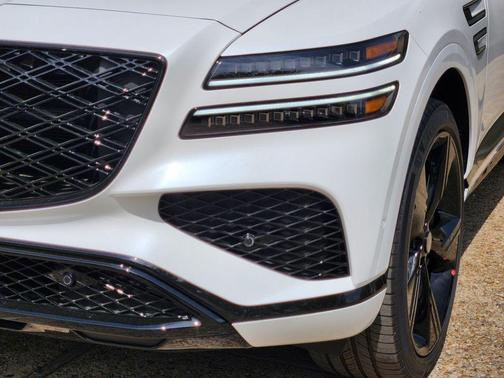 Uyuni White 2026 Genesis GV80 3.5T Prestige Black