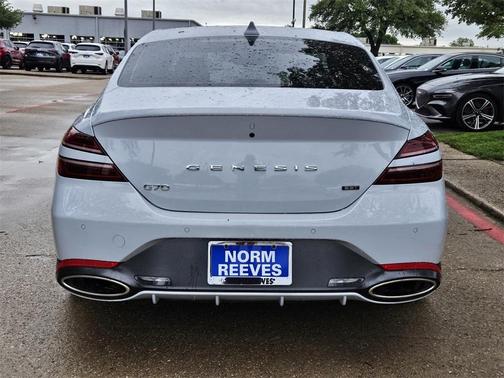 2022 Genesis G70 3.3T
