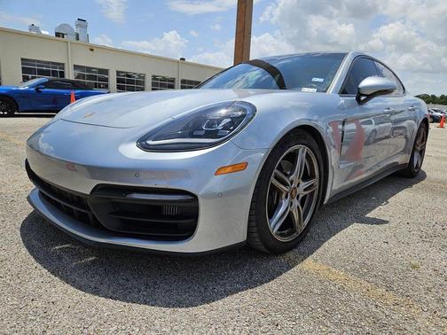 2021 Porsche Panamera 4