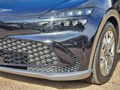 2025 Genesis GV60 Standard