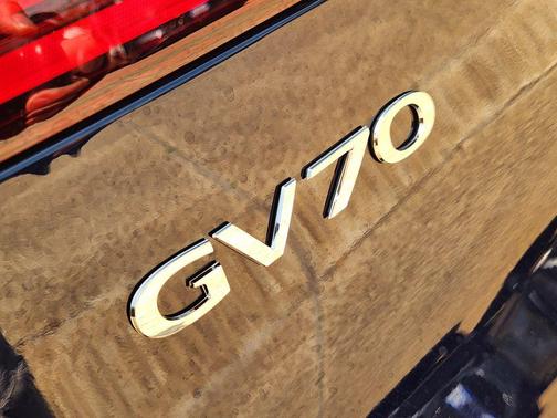 Capri Blue 2026 Genesis GV70 2.5T