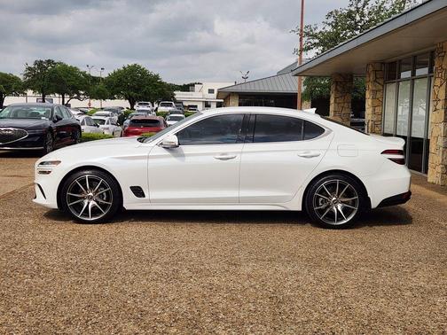 2023 Genesis G70 2.0T