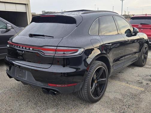 2020 Porsche Macan S