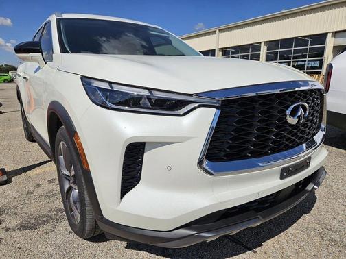 2022 INFINITI QX60 Luxe