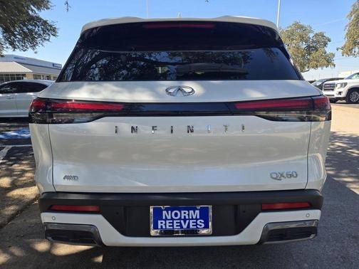 2022 INFINITI QX60 Luxe