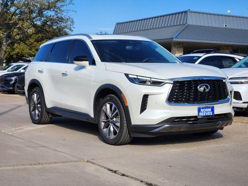 2022 INFINITI QX60 Luxe