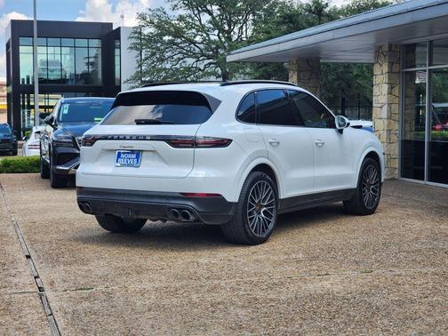 White 2020 Porsche Cayenne Base