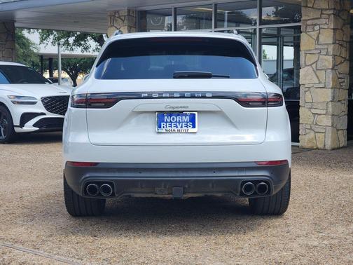 White 2020 Porsche Cayenne Base