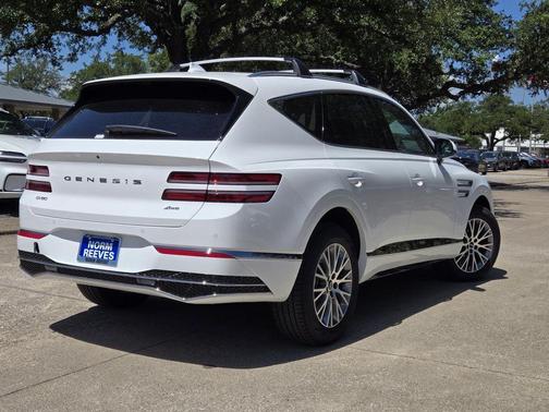 2025 Genesis GV80 2.5T