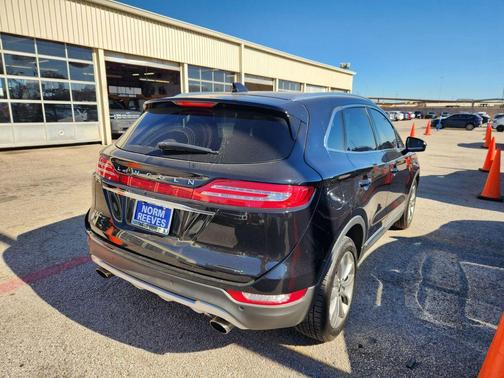 2019 Lincoln MKC Select