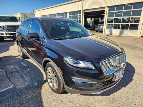 2019 Lincoln MKC Select