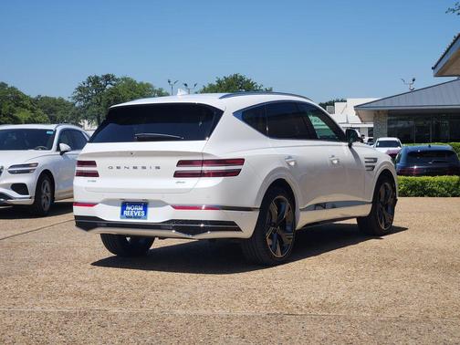 Uyuni White 2026 Genesis GV80 2.5T Prestige