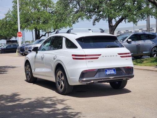 Alta White 2026 Genesis GV70 2.5T