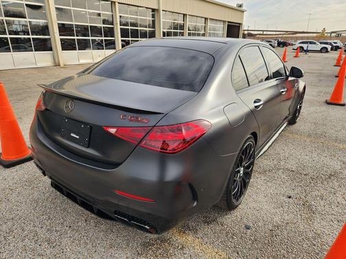 2024 Mercedes-Benz AMG C 63 S E Performance
