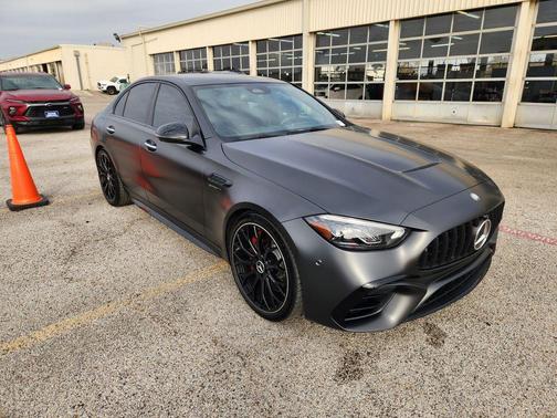 2024 Mercedes-Benz AMG C 63 S E Performance