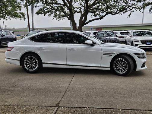 2023 Genesis G80 2.5T