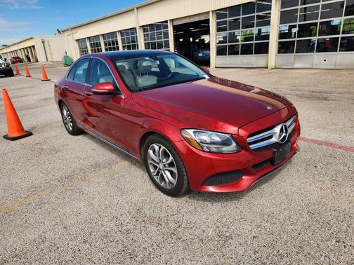 designo Cardinal Red Metallic 2016 Mercedes-Benz C-Class C 300
