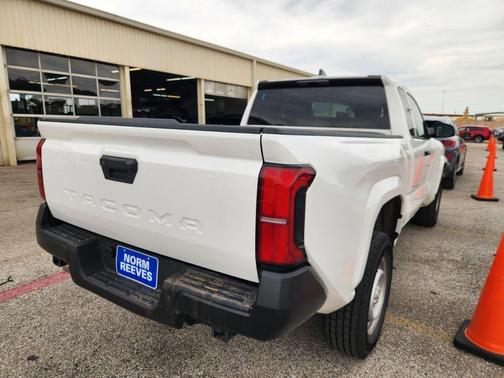 Ice 2024 Toyota Tacoma SR