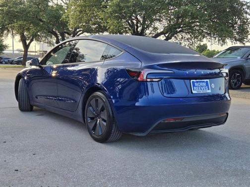 2024 Tesla Model 3 Base
