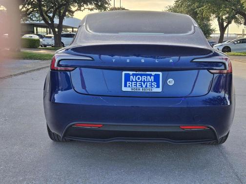 2024 Tesla Model 3 Base