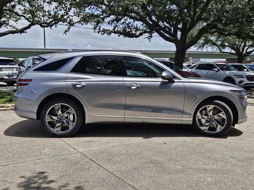 2025 Genesis Electrified GV70 Advanced