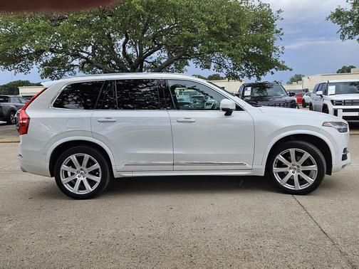 2017 Volvo XC90 T6 Inscription