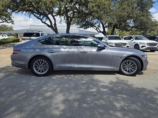 2023 Genesis G80 2.5T