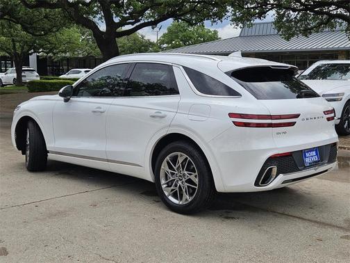 2025 Genesis GV70 2.5T