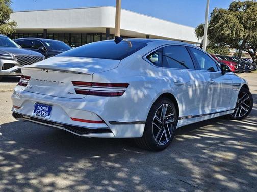 2026 Genesis G80 2.5T
