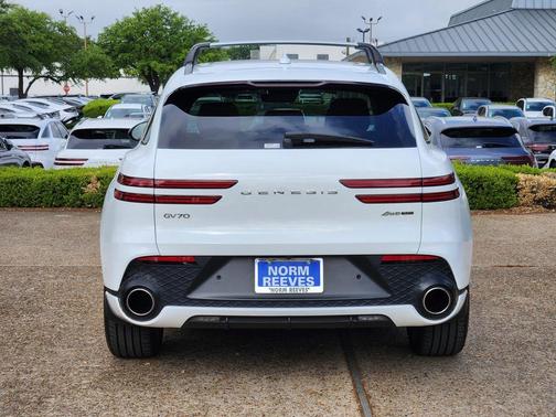 Alta White 2025 Genesis GV70 3.5T Sport