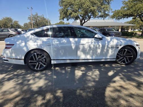 2026 Genesis G80 2.5T