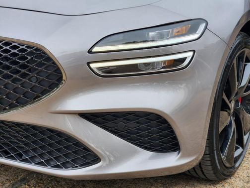 2023 Genesis G70 3.3T