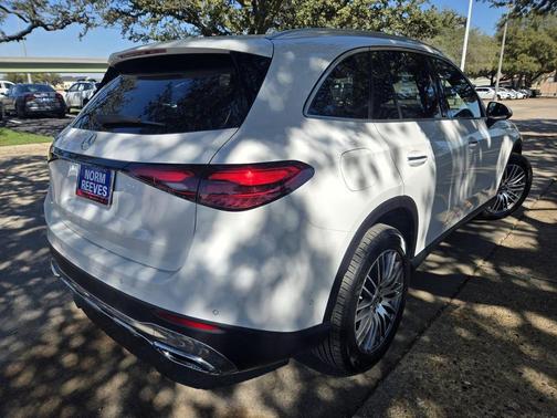 2025 Mercedes-Benz GLC 300 Base