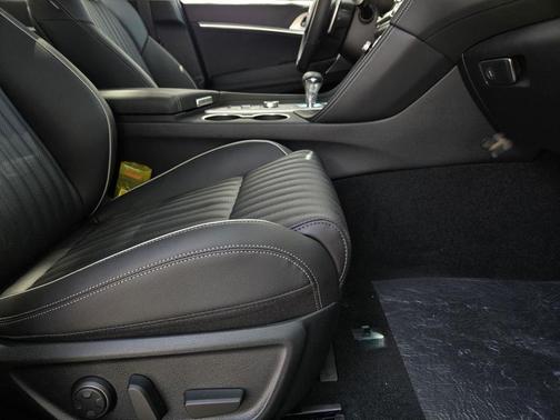 2026 Genesis G70