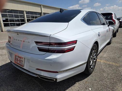 2023 Genesis G80 2.5T