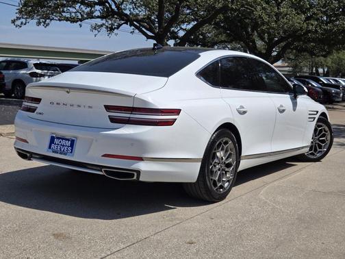 2023 Genesis G80 2.5T