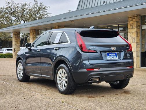 2020 Cadillac XT4 Luxury