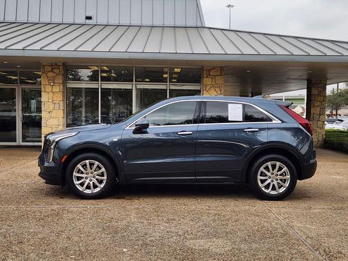 2020 Cadillac XT4 Luxury