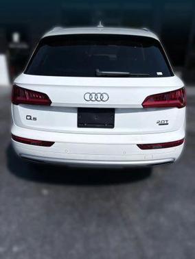 Ibis White 2018 Audi Q5 2.0T Premium Plus