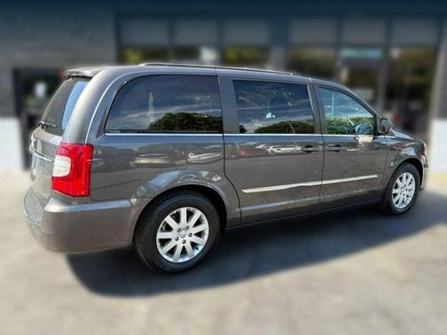 Black 2016 Chrysler Town & Country Touring