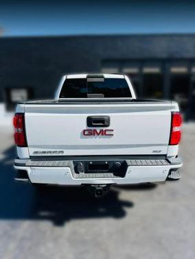 White 2016 GMC Sierra 2500 Denali