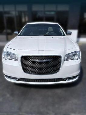 White 2016 Chrysler 300C Base