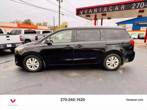 2017 Kia Sedona LX