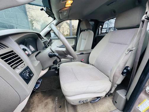 Gold 2010 Dodge Dakota BIG HORN/LONE STAR 6